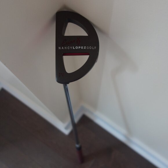 Vintage Nancy Lopez Golf Erinn IV Left Handed Putter with Magnetic Head Cover - Picture 2 of 16